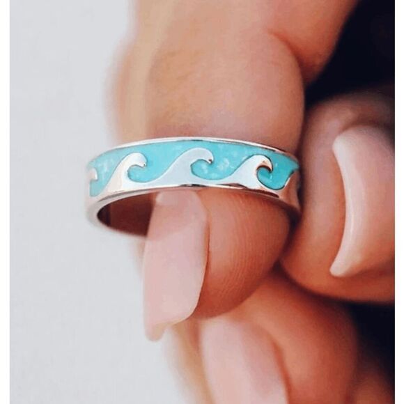 NWOT Set of 4 Y2K Enamel Rings, Wave, Mountain, Star - size 7 - Picture 6 of 6